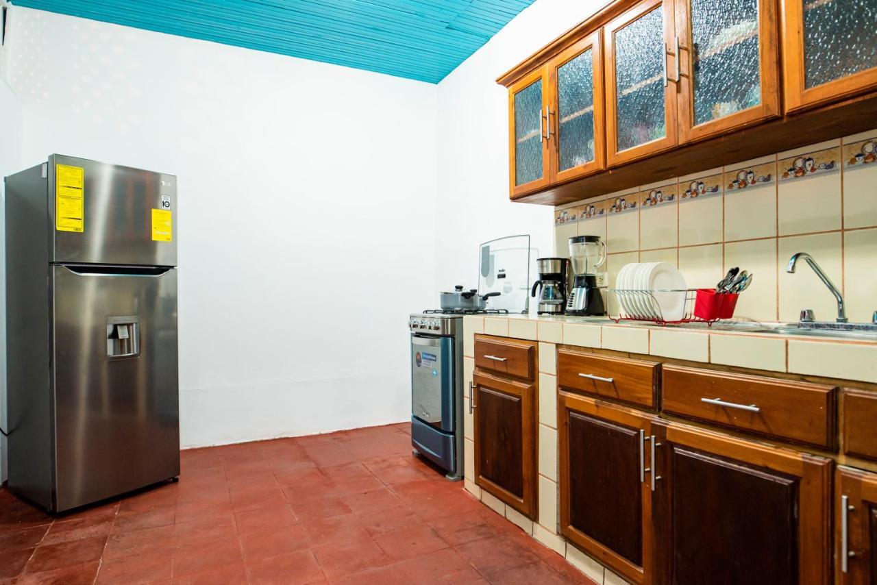 Hostal Victoria غرناطة المظهر الخارجي الصورة