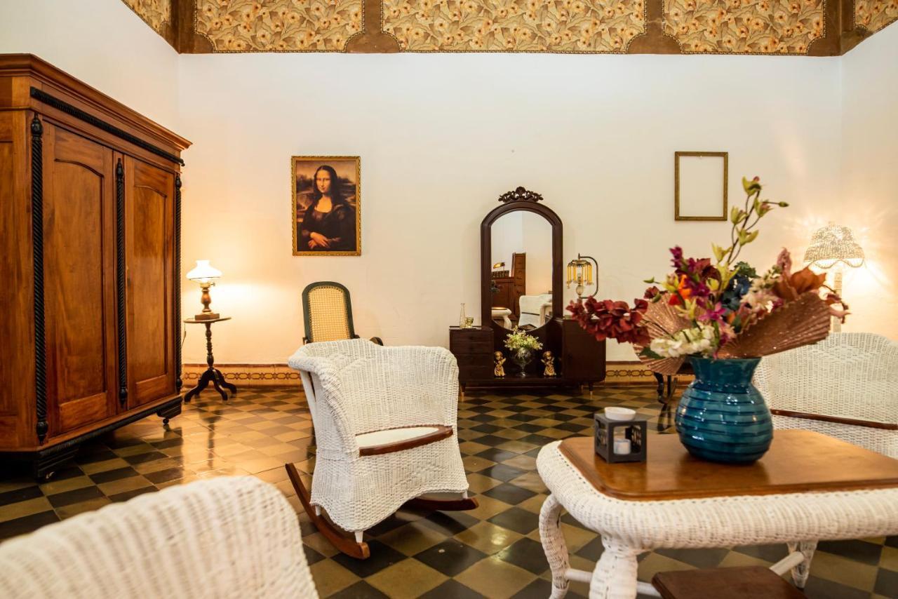 Hostal Victoria غرناطة المظهر الخارجي الصورة