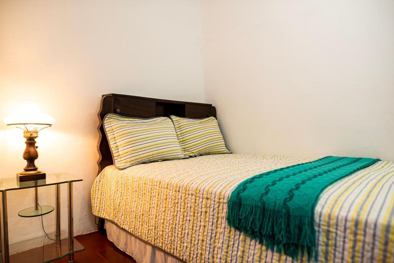 Hostal Victoria غرناطة المظهر الخارجي الصورة