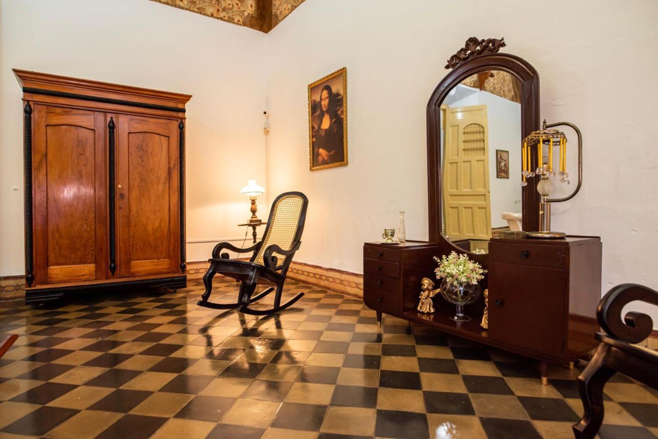 Hostal Victoria غرناطة المظهر الخارجي الصورة