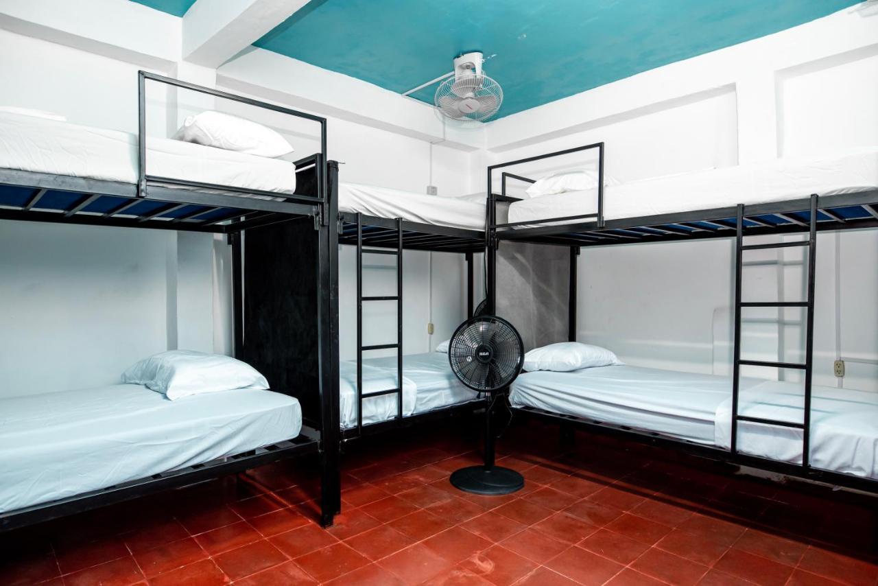 Hostal Victoria غرناطة المظهر الخارجي الصورة