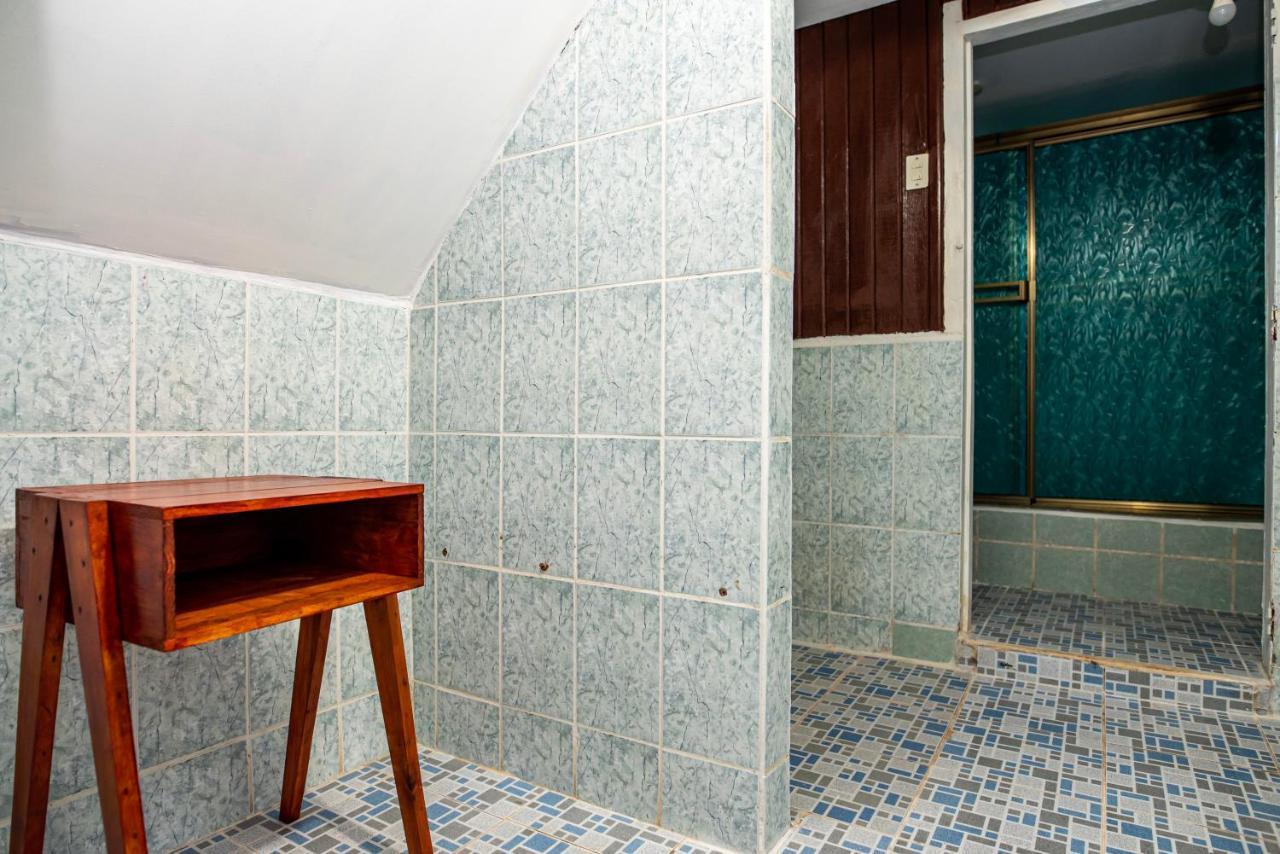 Hostal Victoria غرناطة المظهر الخارجي الصورة